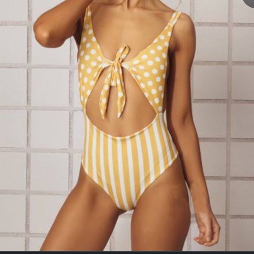 ZAFUL yellow white cutout one piece highwaisted tie front small polka dot stripe